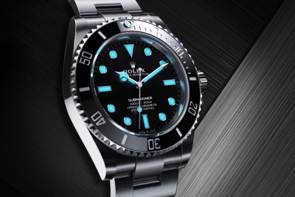 iconic rolex submariner watch