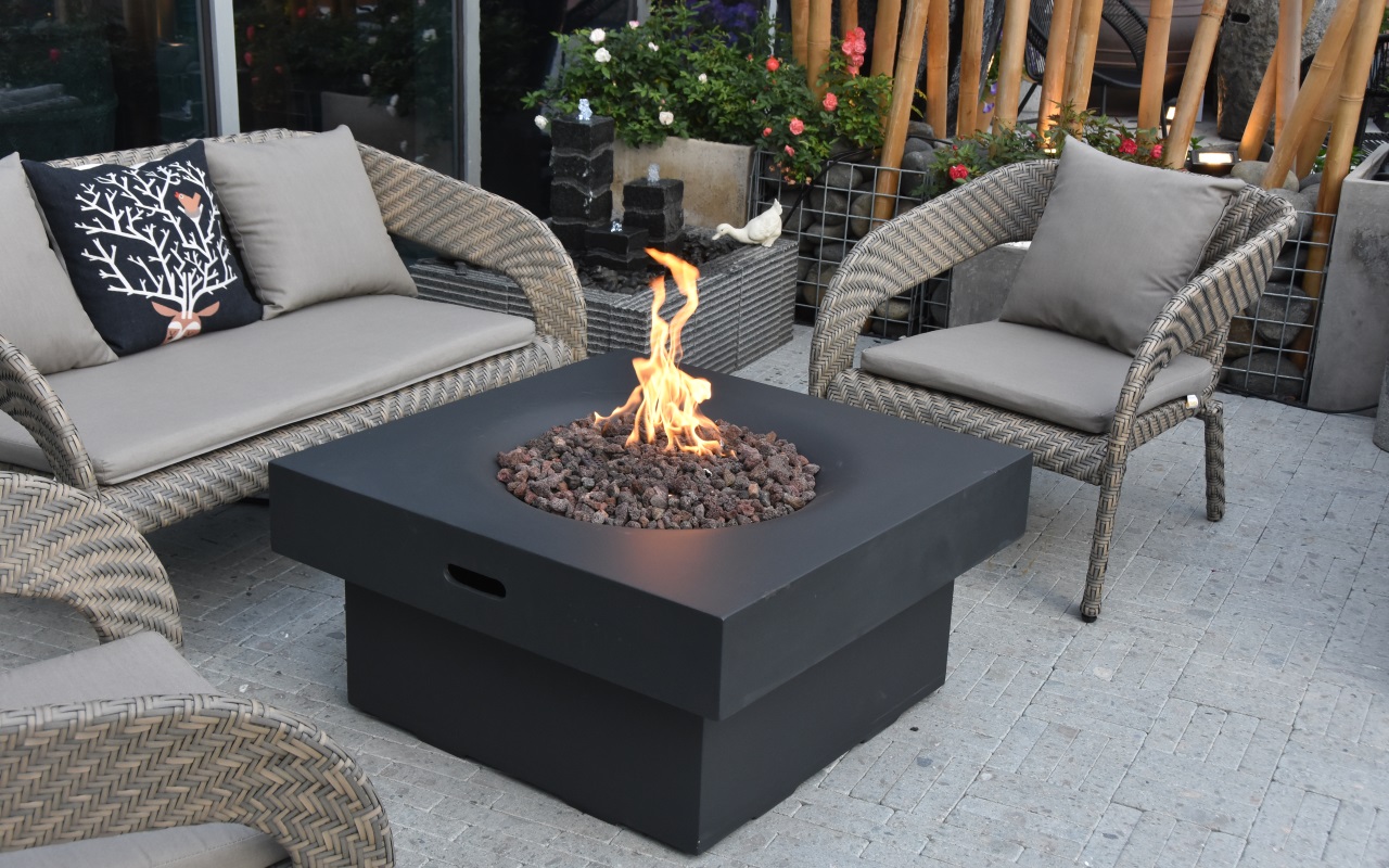Fire Pit Table Uk, Outdoor Coffee Table With Fire Pit