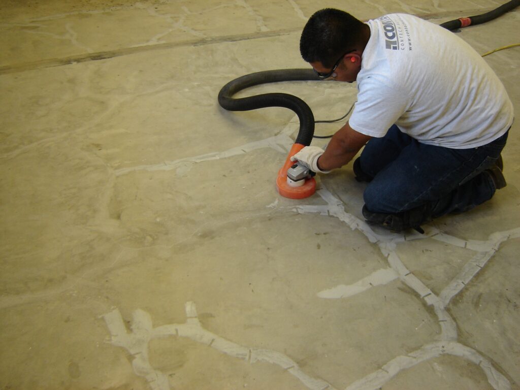 When to Call in Professionals for Concrete Crack Repair?