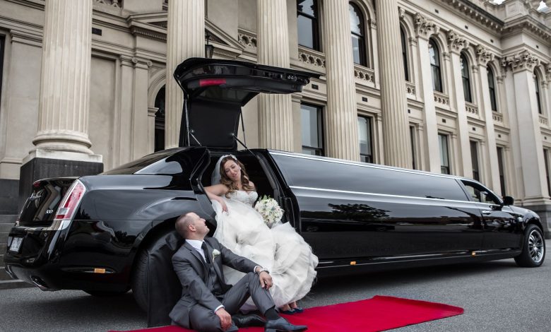 Arrive in Elegance with a Luxury Wedding Limo Service Experience